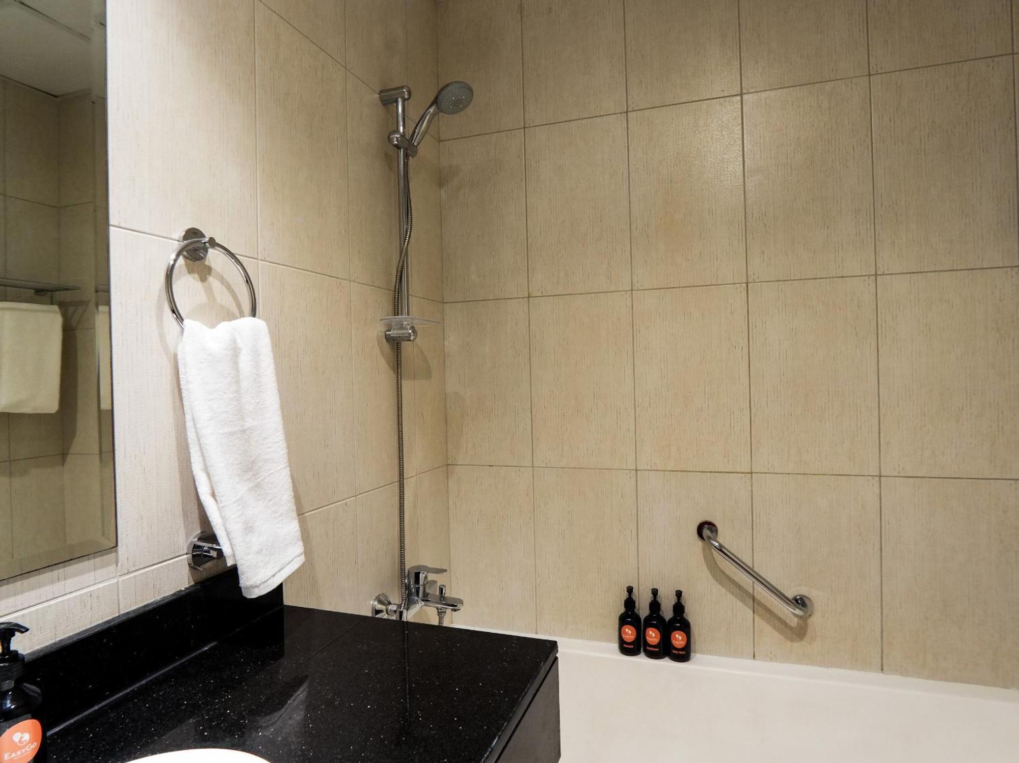 Easygo - Cozy Stu In Damac Ghalia Jvc Apartamento Dubai