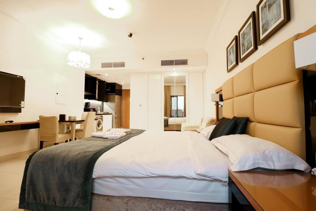 Apartamento Capital Bay Ezytrac Dubai