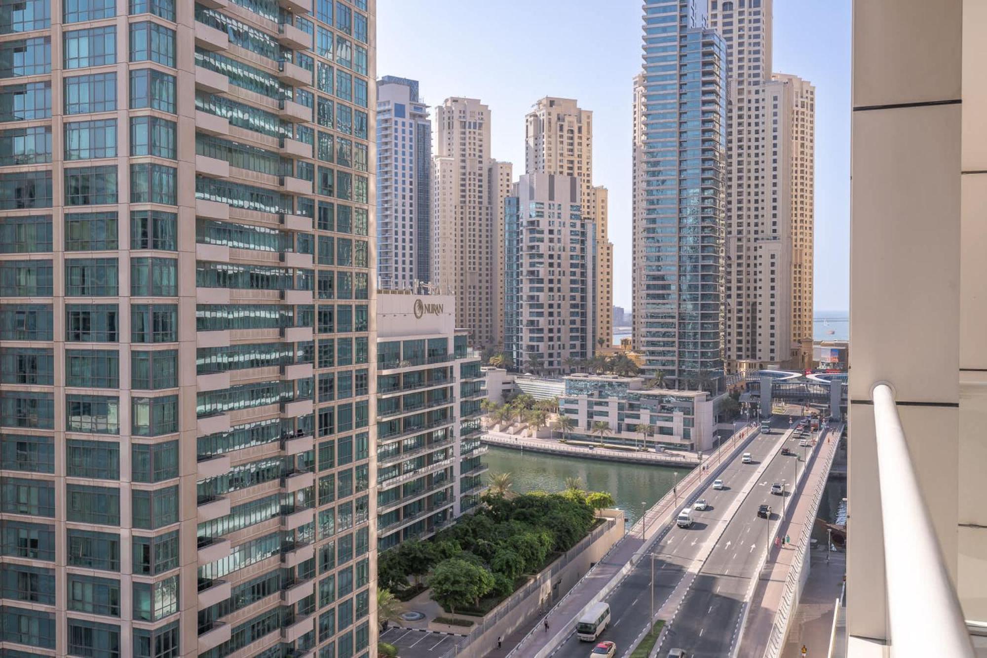 Warm 1-bedroom At West Avenue Tower Near Marina Beach! Apartamento Dubai