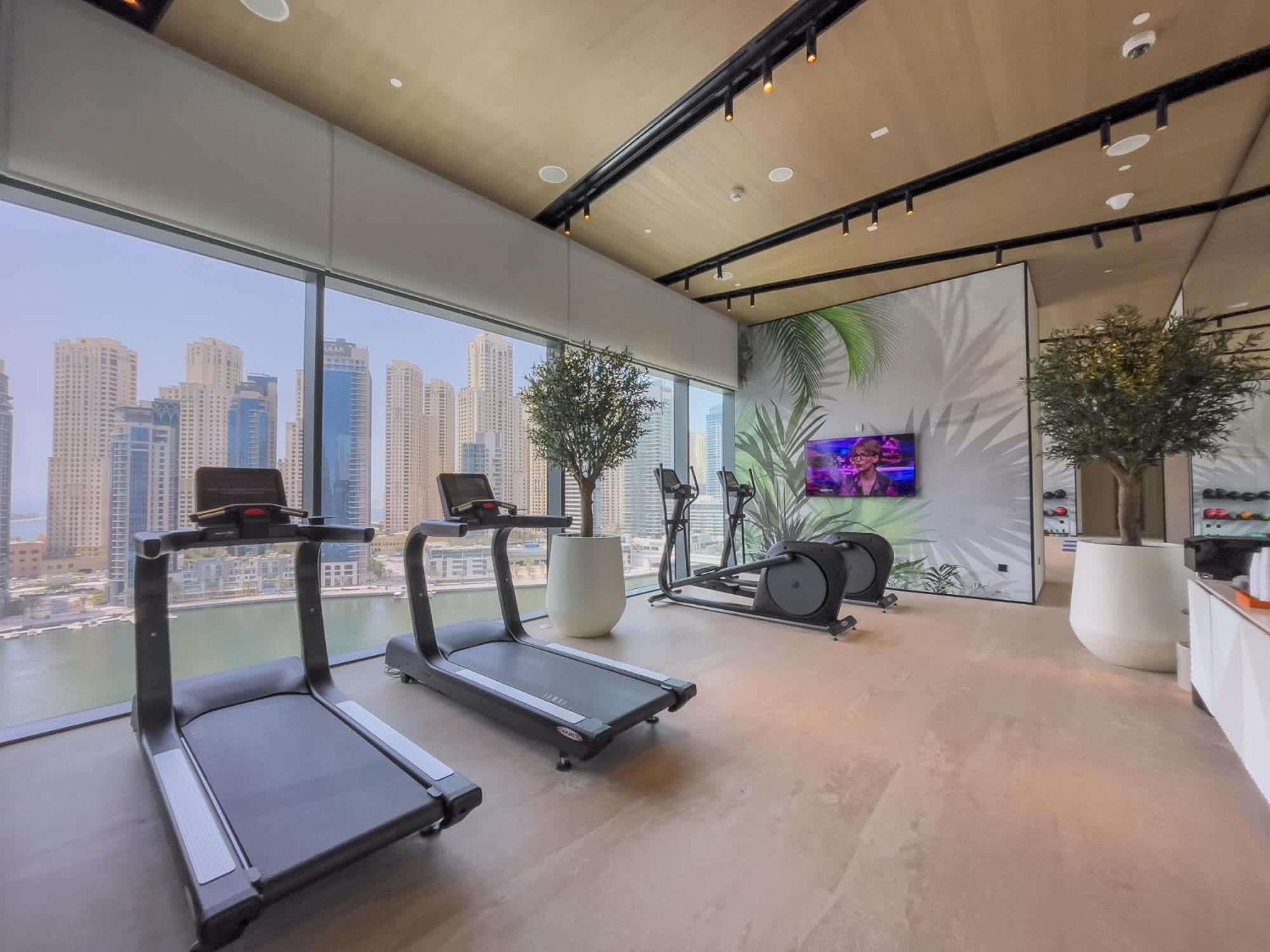 Stylish 3-bedrooms With An Elegant Dining Area In The Heart Of Marina! * Dubái