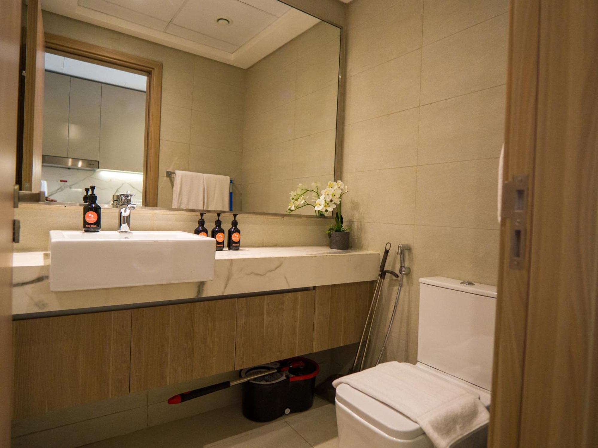 Appartement Easygo- Lavish Stu With Pool View In Azizi Riviera *