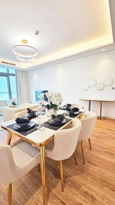 Luxury 2br Midtown *