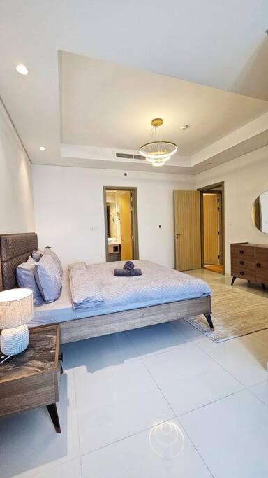 Luxury 2br Midtown * Dubai