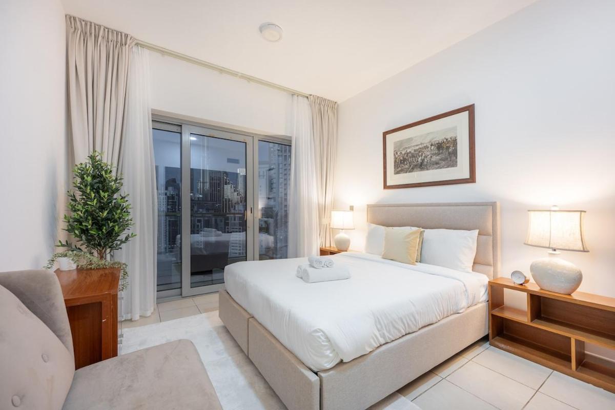 Classy 2-bedrooms With Vintage-inspired Furniture At Executive Tower M!