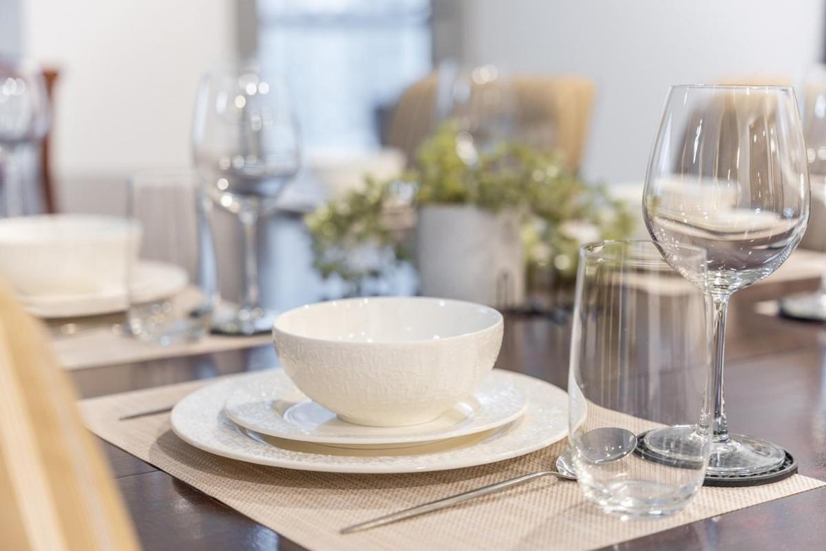 Appartement Classy 2-bedrooms With Vintage-inspired Furniture At Executive Tower M! Dubaï