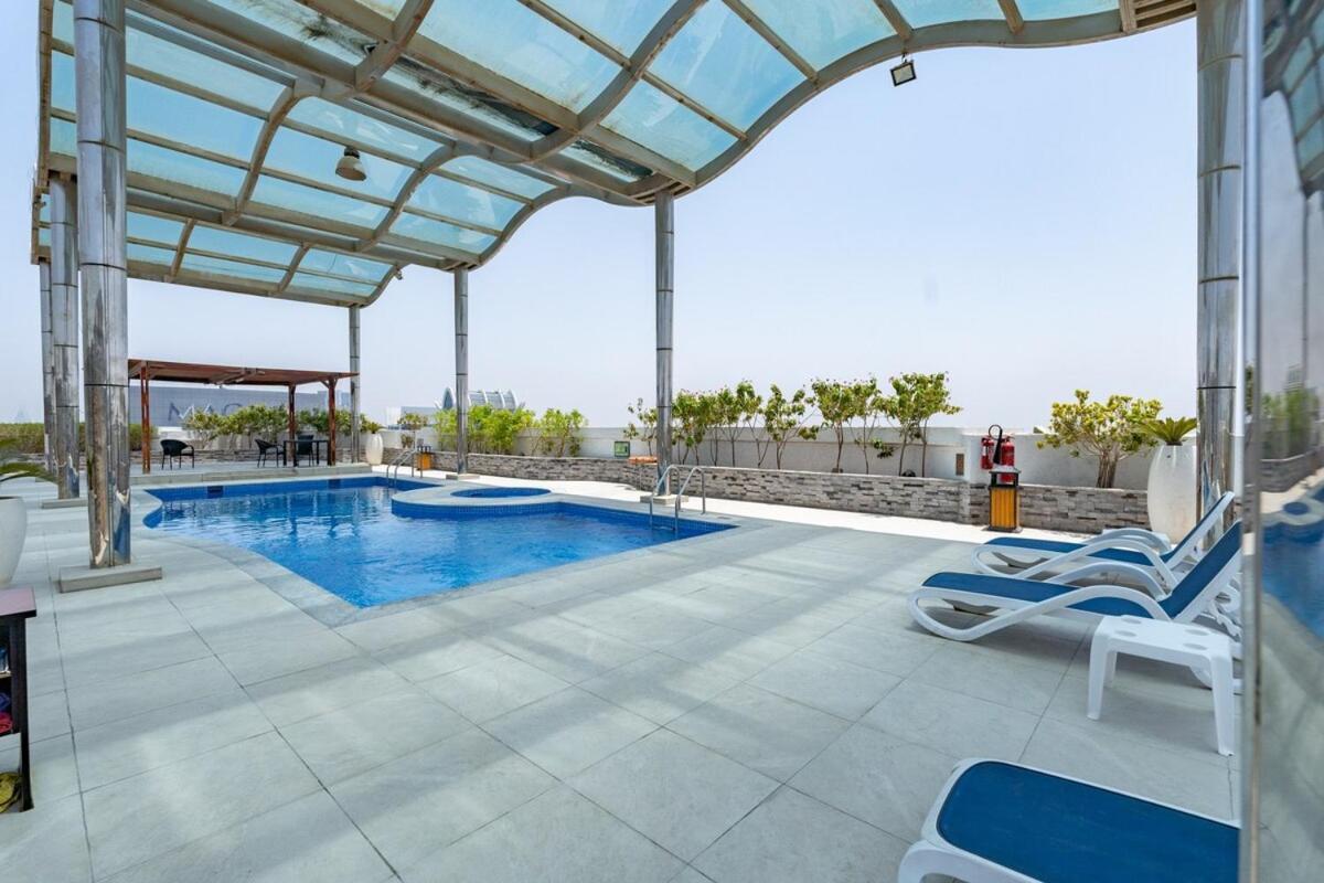 Classy 1-bedroom In Jumeirah Lakes Towers With View! *