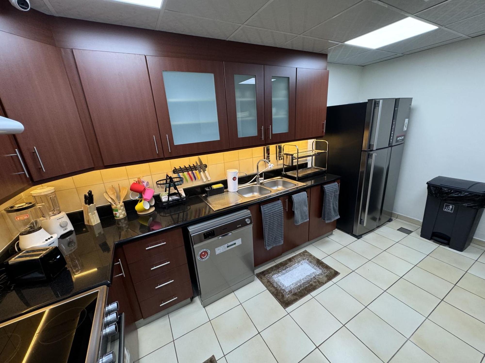 Hostal Happy Dom - Jbr -