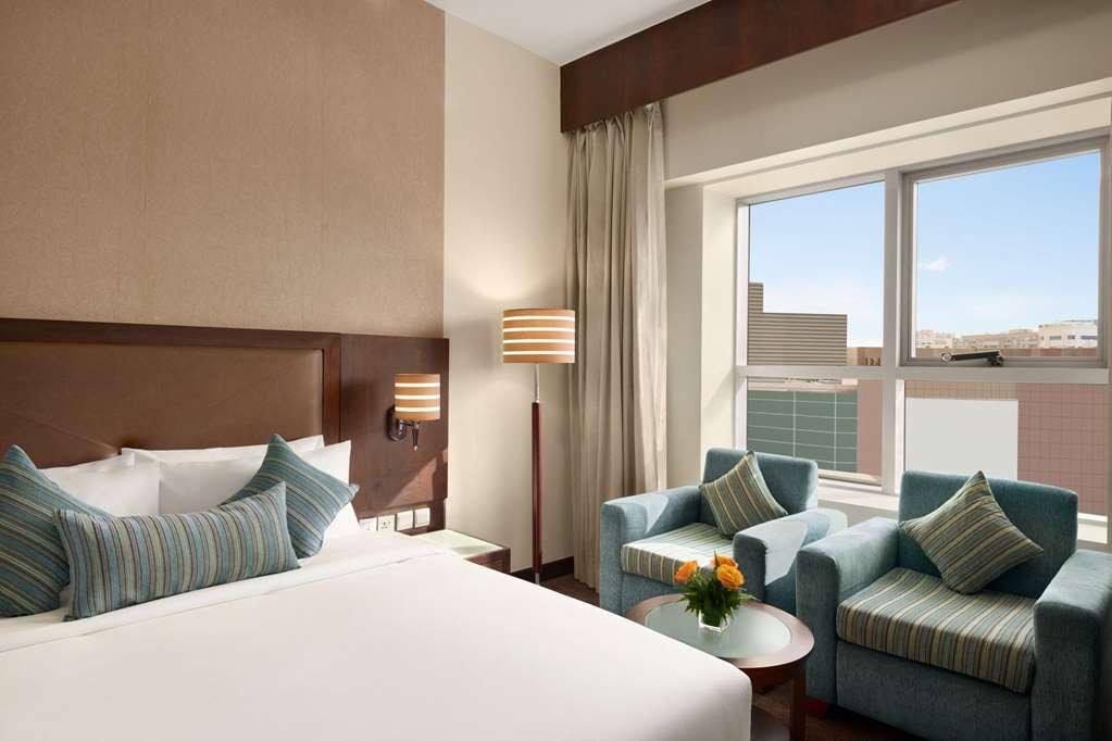 Ramada By Wyndham Deira Hotel Dubai