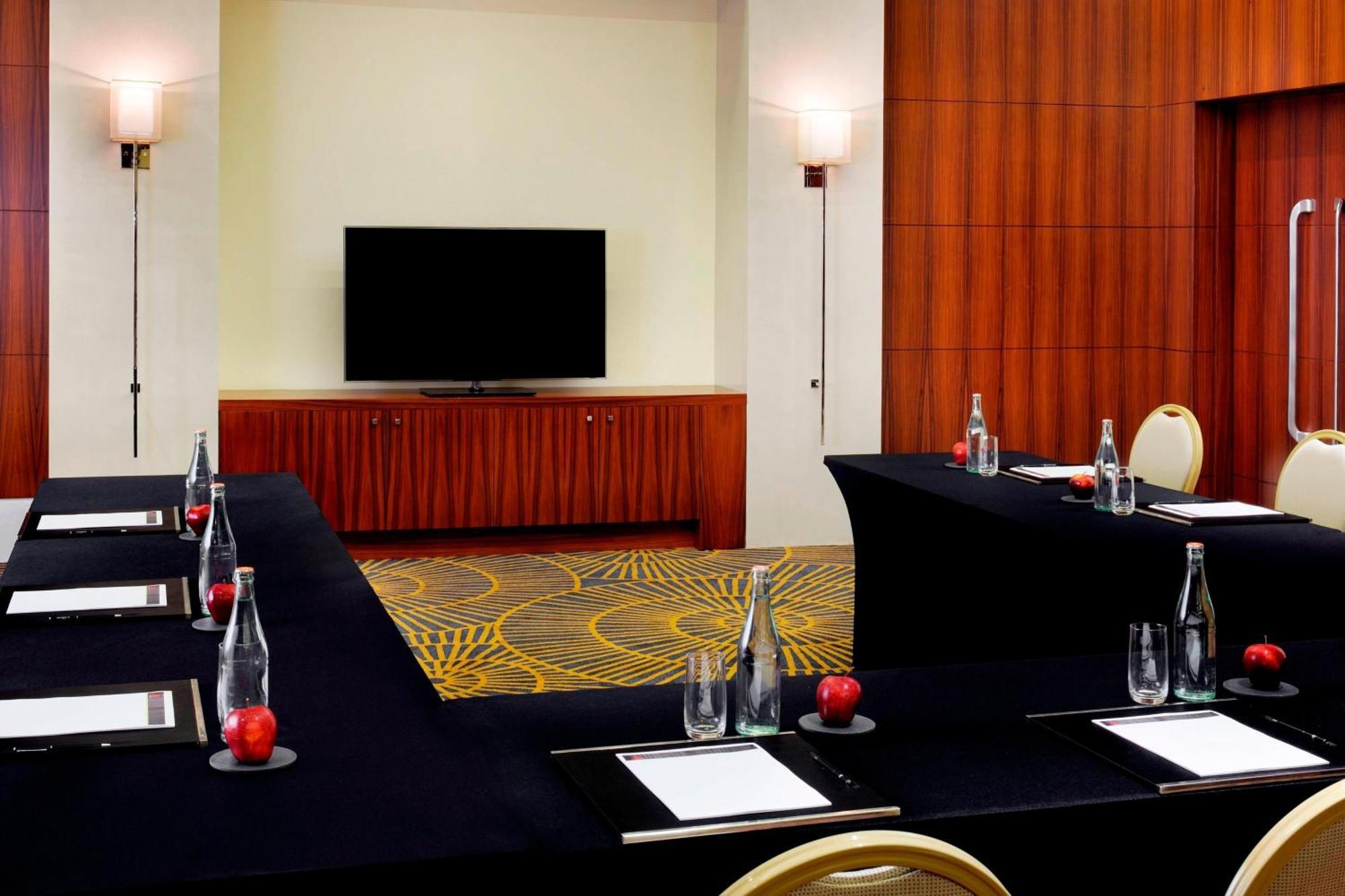 Marriott Al Jaddaf Hotel