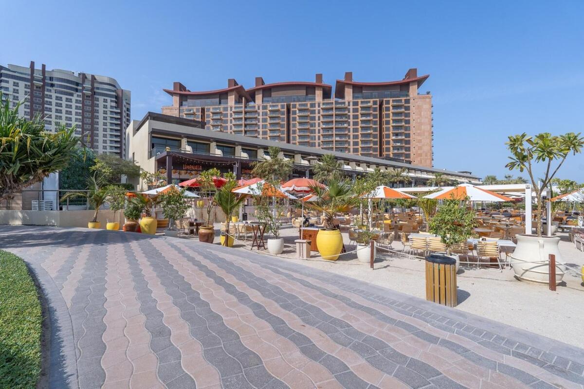 3-bed Sleeps 7 In Palm Jumeirah Dubai