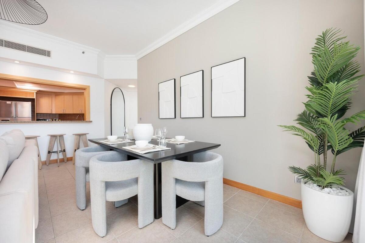 Apartament 3-bed Sleeps 7 In Palm Jumeirah