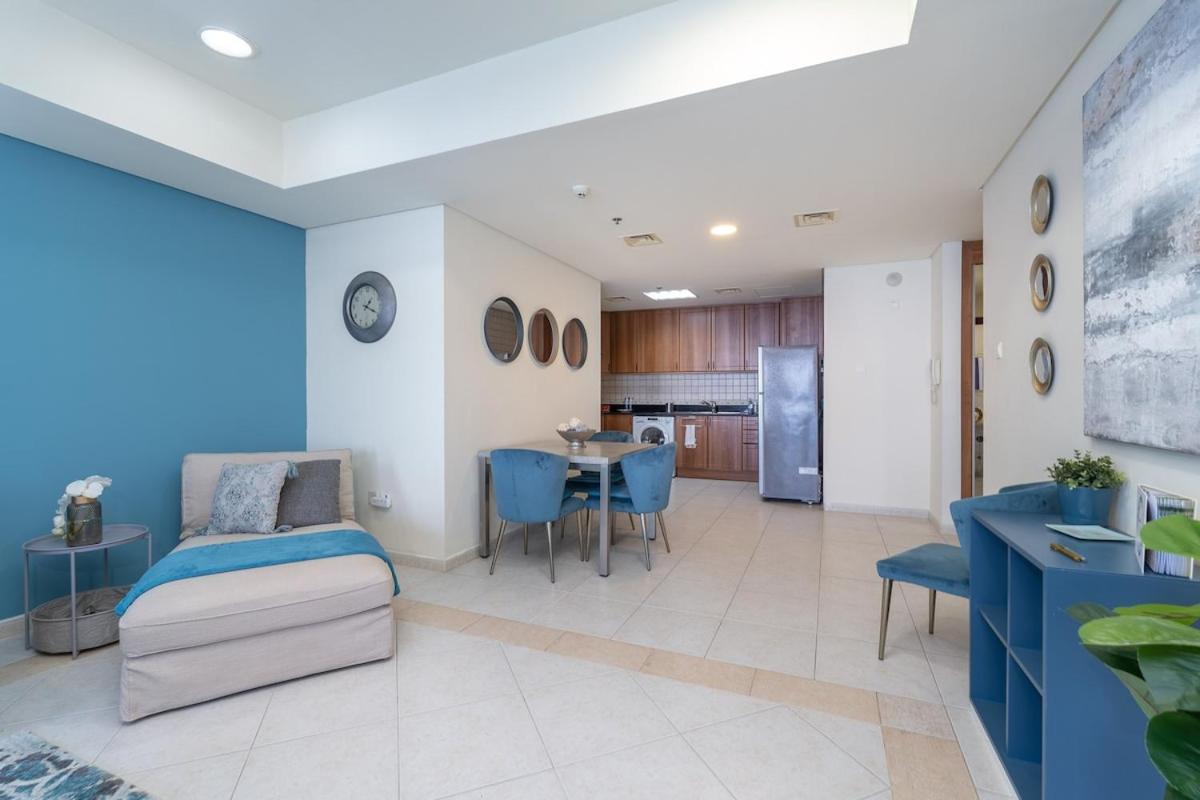Apartamento Stunning 1-bedroom With Marina Views Dubái