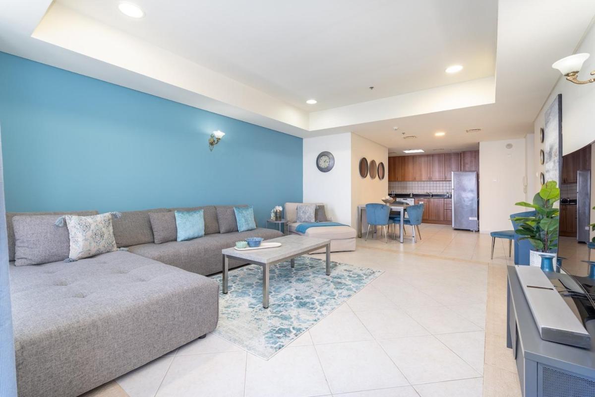 Apartamento Stunning 1-bedroom With Marina Views