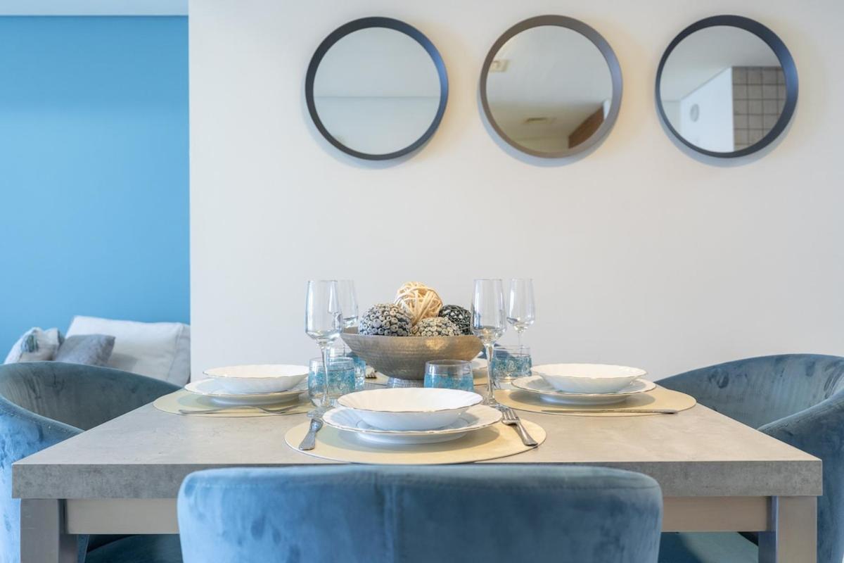 Apartamento Stunning 1-bedroom With Marina Views *