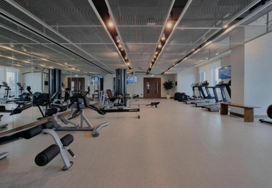 White Sage Sun And 1br At Isle Emaar Beachfront Apartamento