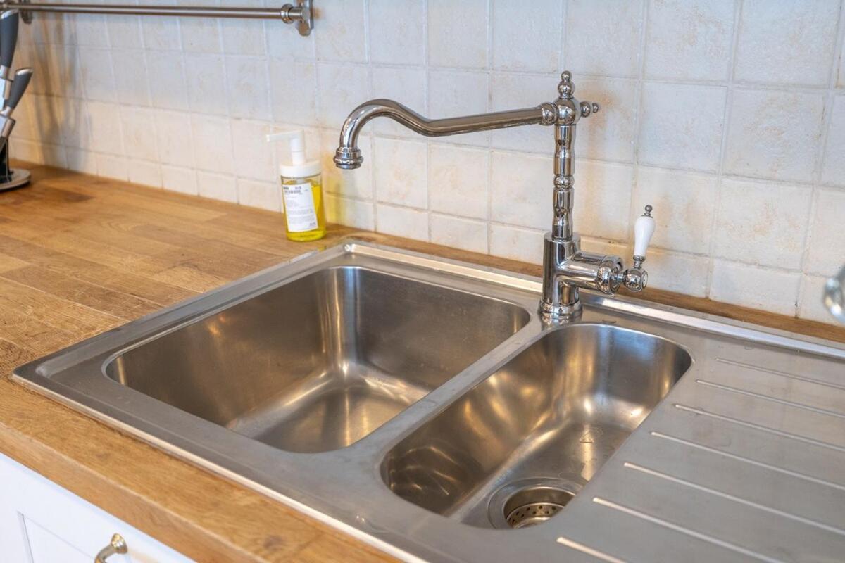 Marina's Cozy Retreat For Two Apartament *