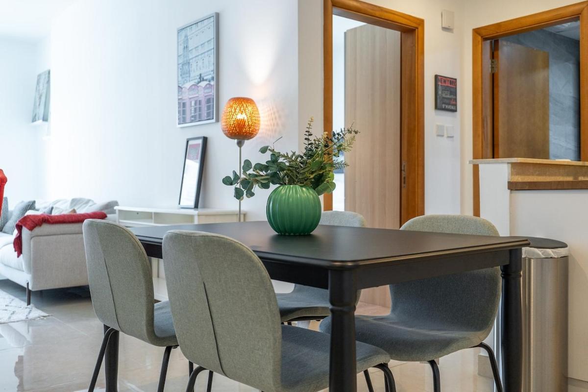 Marina's Cozy Retreat For Two Apartament *