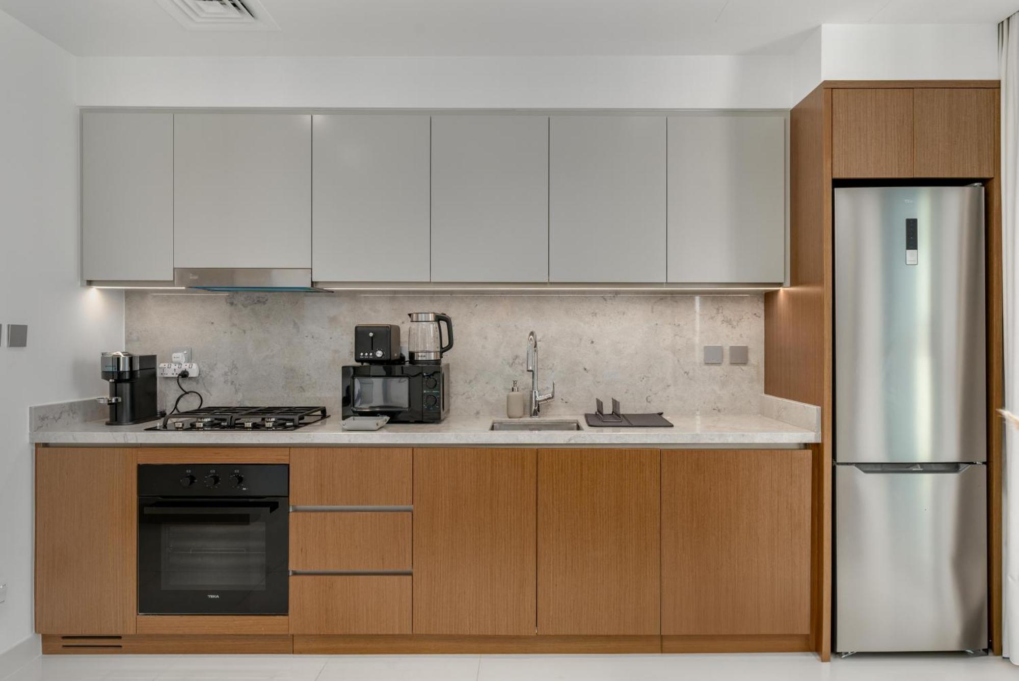 White Sage Sun And 1br At Isle Emaar Beachfront Apartamento