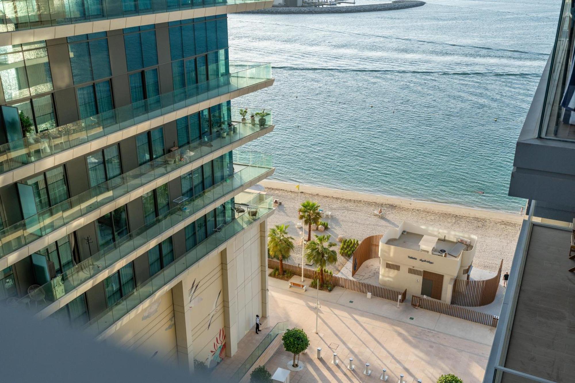 Apartment White Sage Sun And 1br At Isle Emaar Beachfront