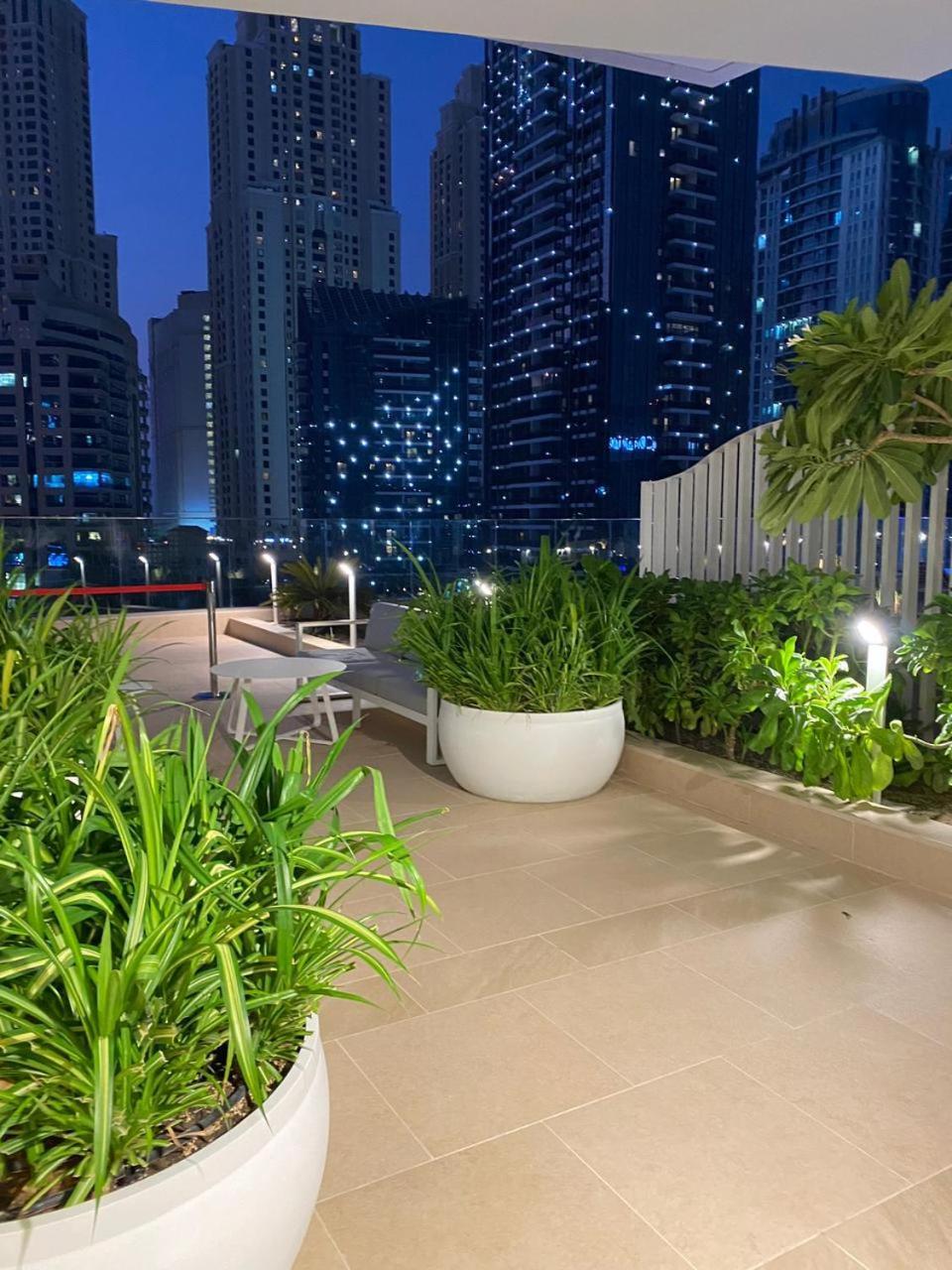 Lux 1br Direct Access To Marina 4 People *