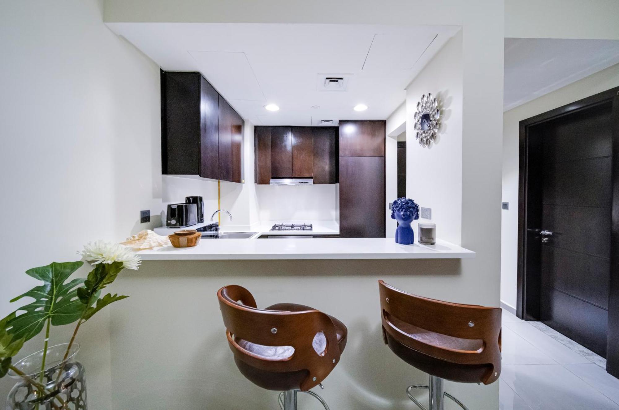 Chic 1br Getaway- 4min Walk To Business Bay Metro & 10min To Burj Khalifa * Dubái