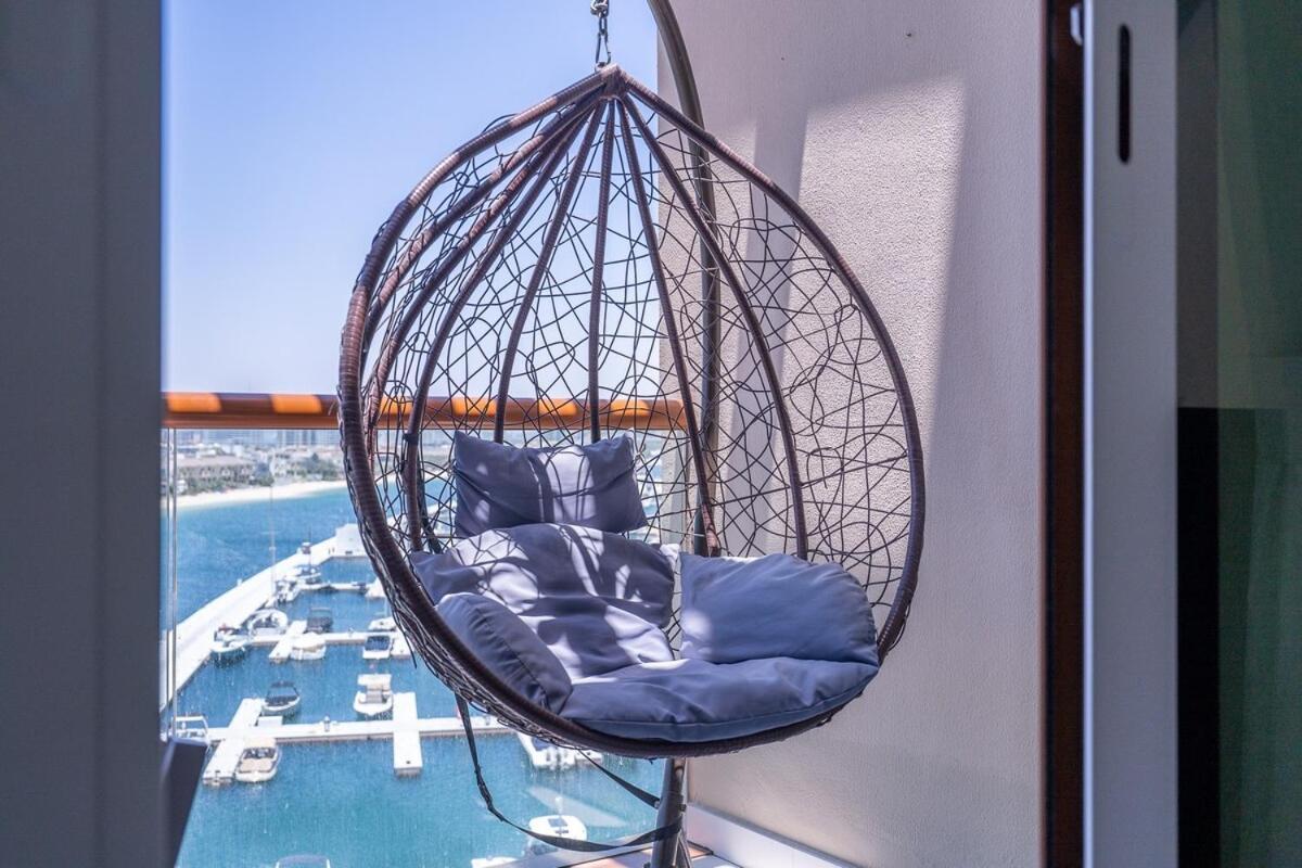 Sleek Studio At Palm Jumeirah With Ocean Vibes Lägenhet Dubai