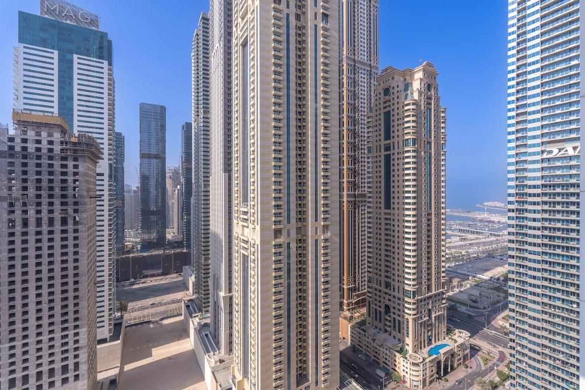 Stylish 2-bedroom With Modern Living In Marina Appartement