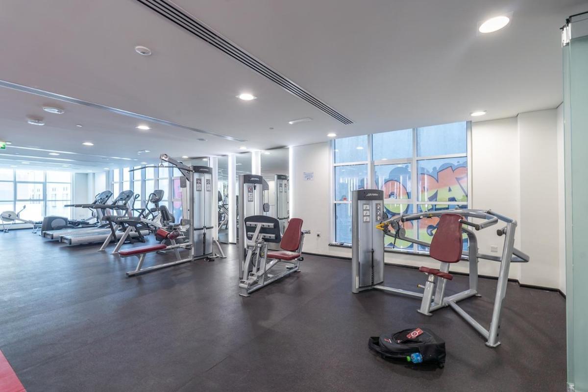 Stylish 2-bedroom With Modern Living In Marina