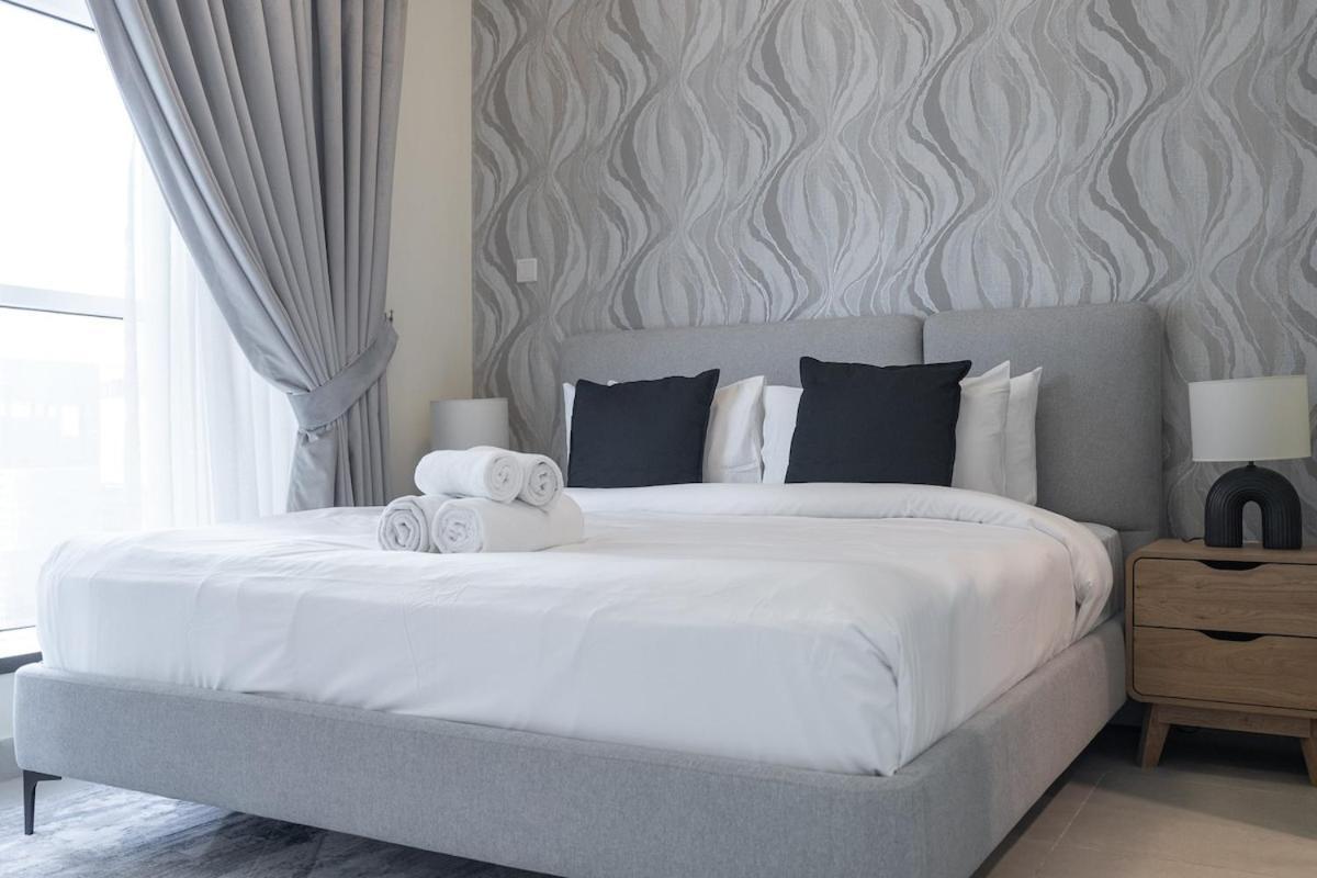Stylish 2-bedroom With Modern Living In Marina Dubaï