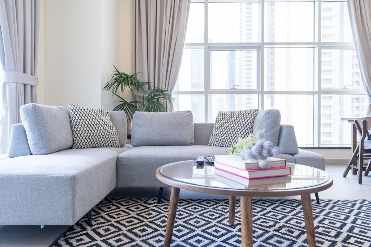 Appartement Stylish 2-bedroom With Modern Living In Marina Dubaï