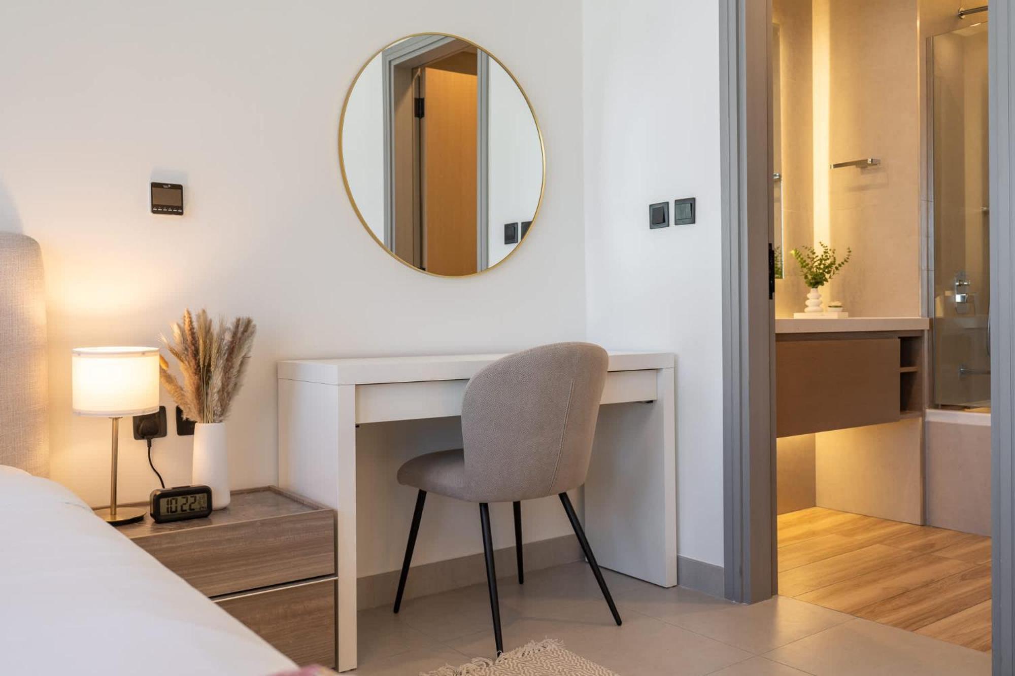 The Ultimate Vacation Starts On This Flat *