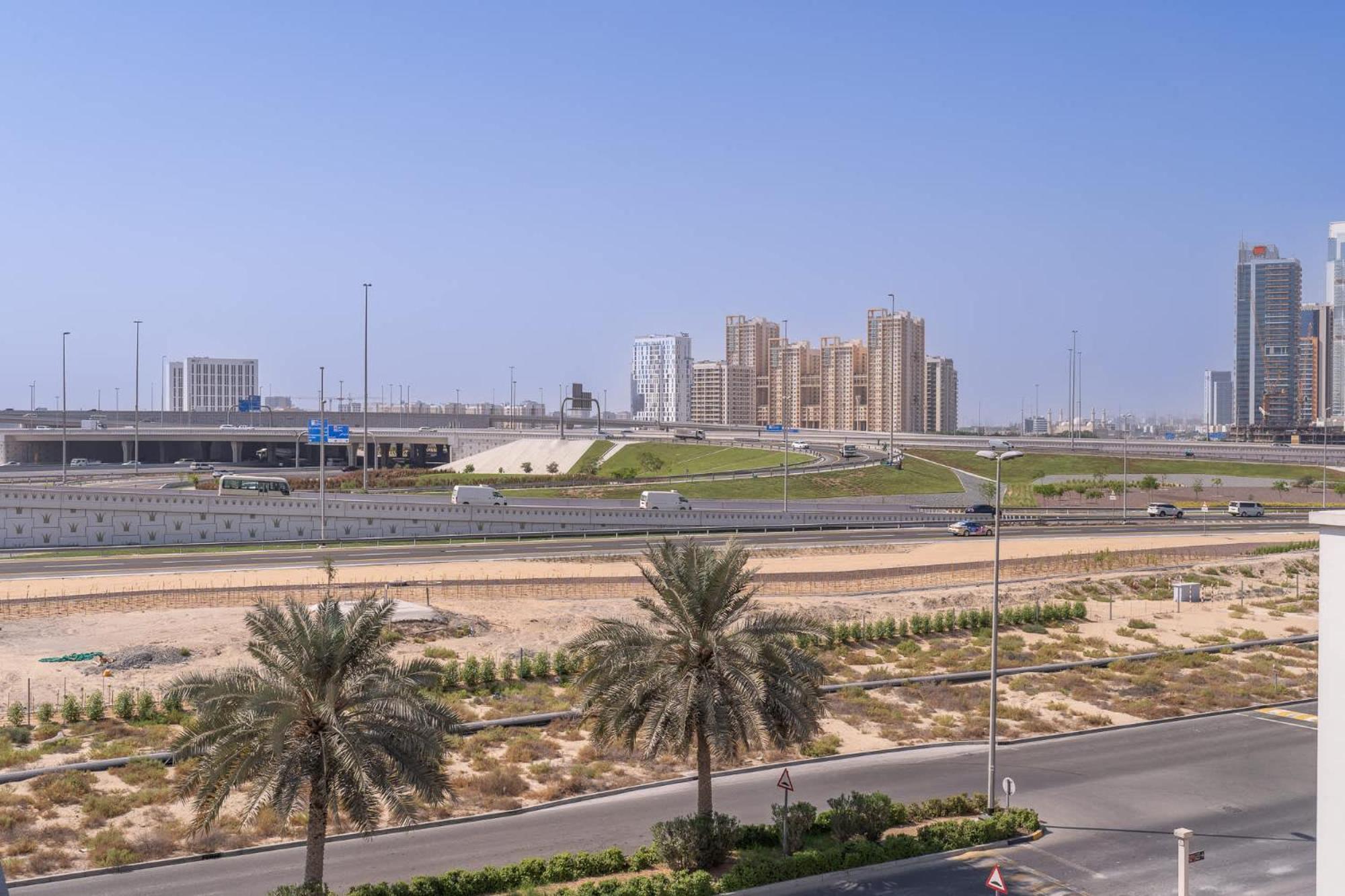 The Ultimate Vacation Starts On This Flat Dubaï