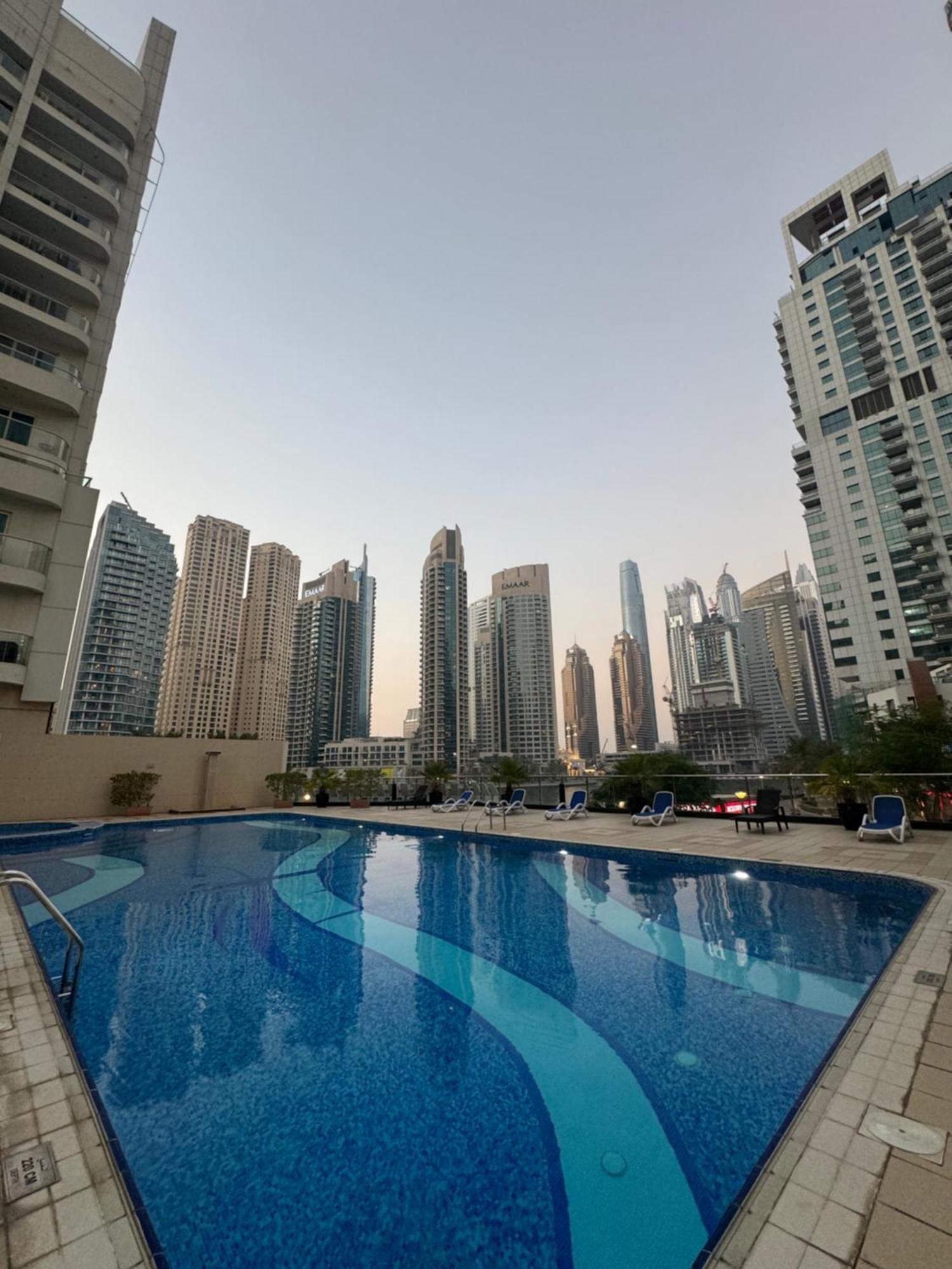 Golden Hour Marina View Apartment