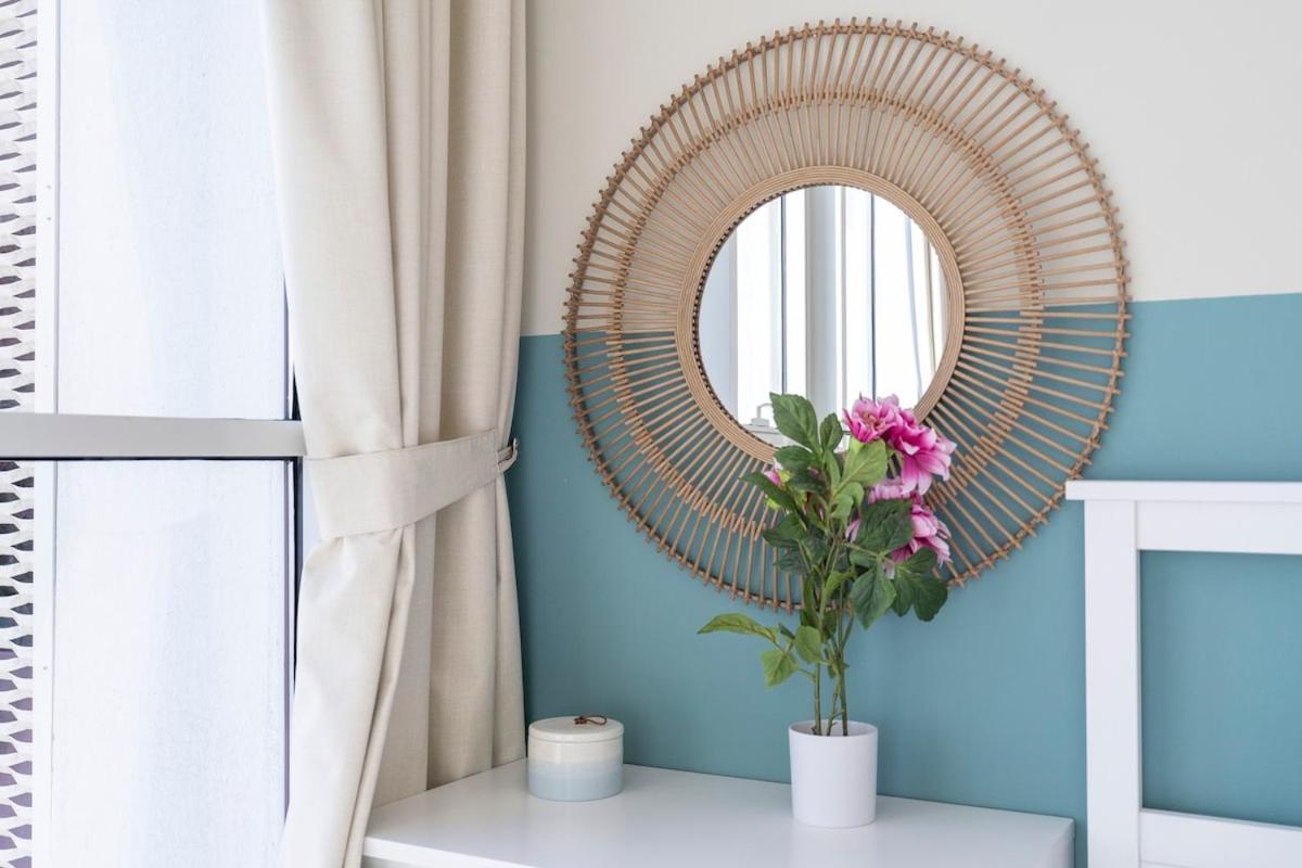 Apartment Airy 1-bedroom Coastal-style In Marina