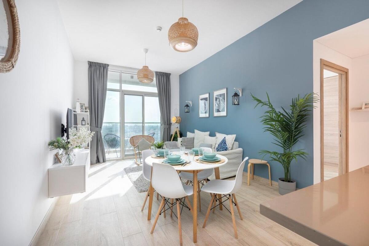 Airy 1-bedroom Coastal-style In Marina * Dubai