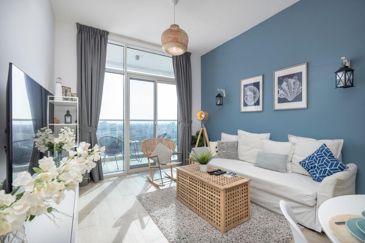 Apartment Airy 1-bedroom Coastal-style In Marina Dubai