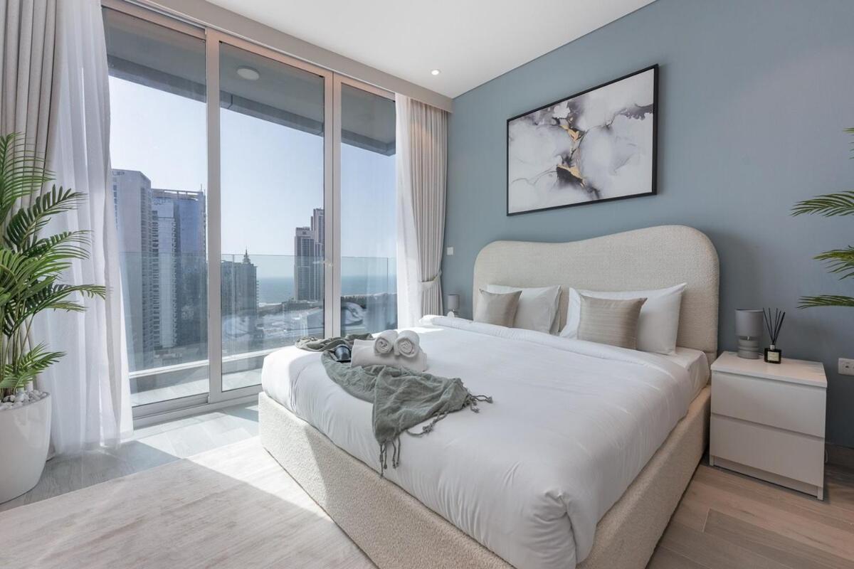 Pristine With Spectacular View In Marina Dubaï
