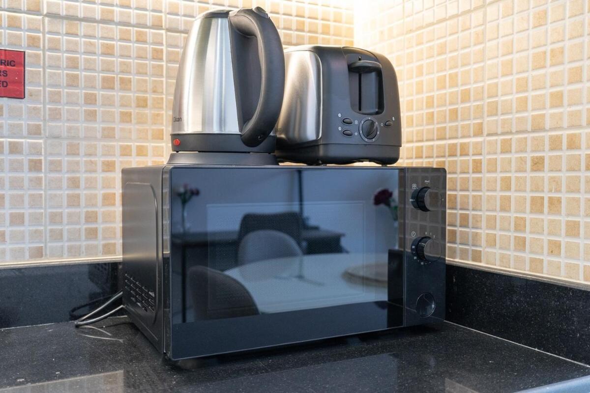 Artistic 1-bedroom Perfect For Couple At Mayfair Tower, Business Bay! Appartement Dubaï