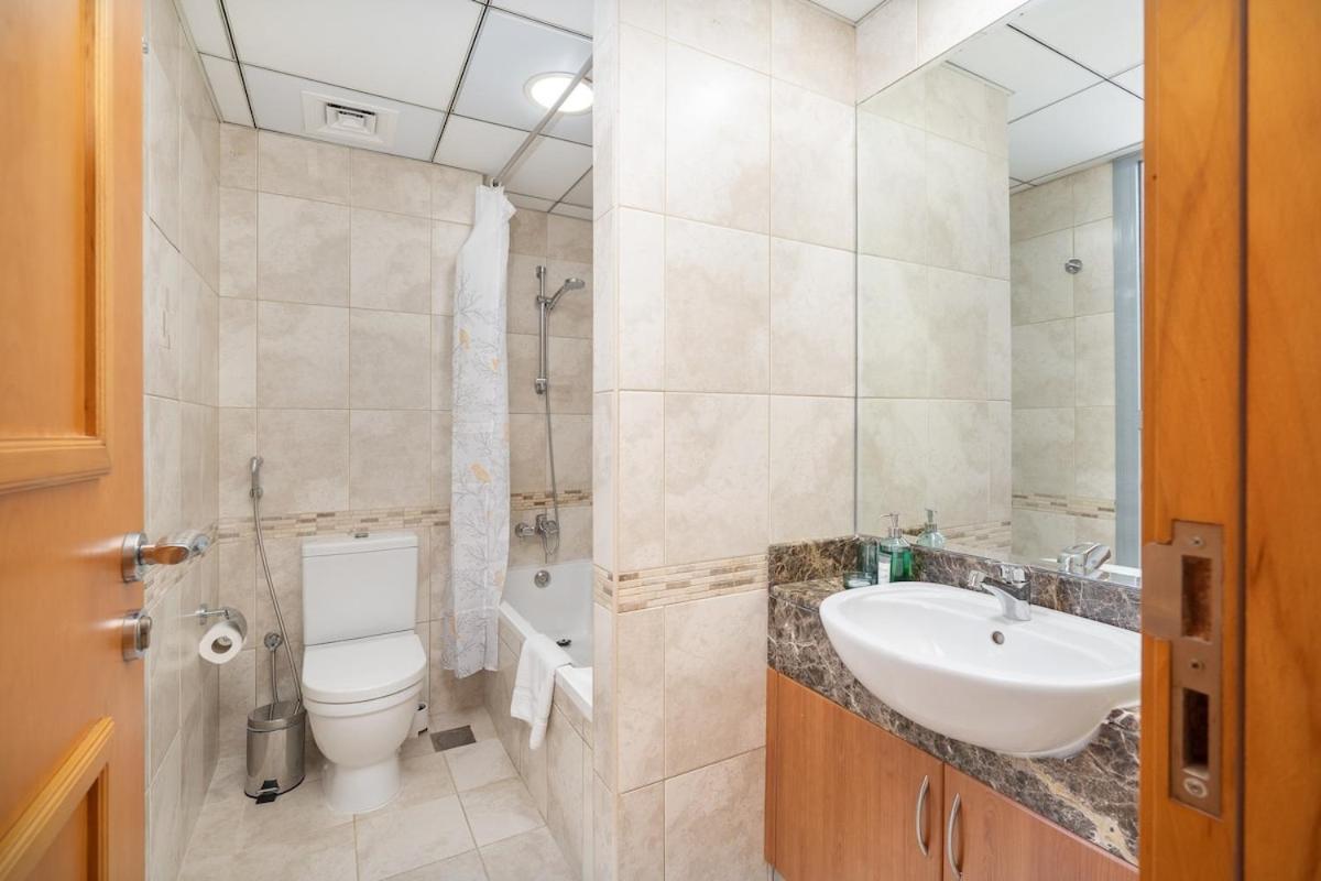 Stylish 1-bedroom In Marina Near The Walk! Apartment Dubai
