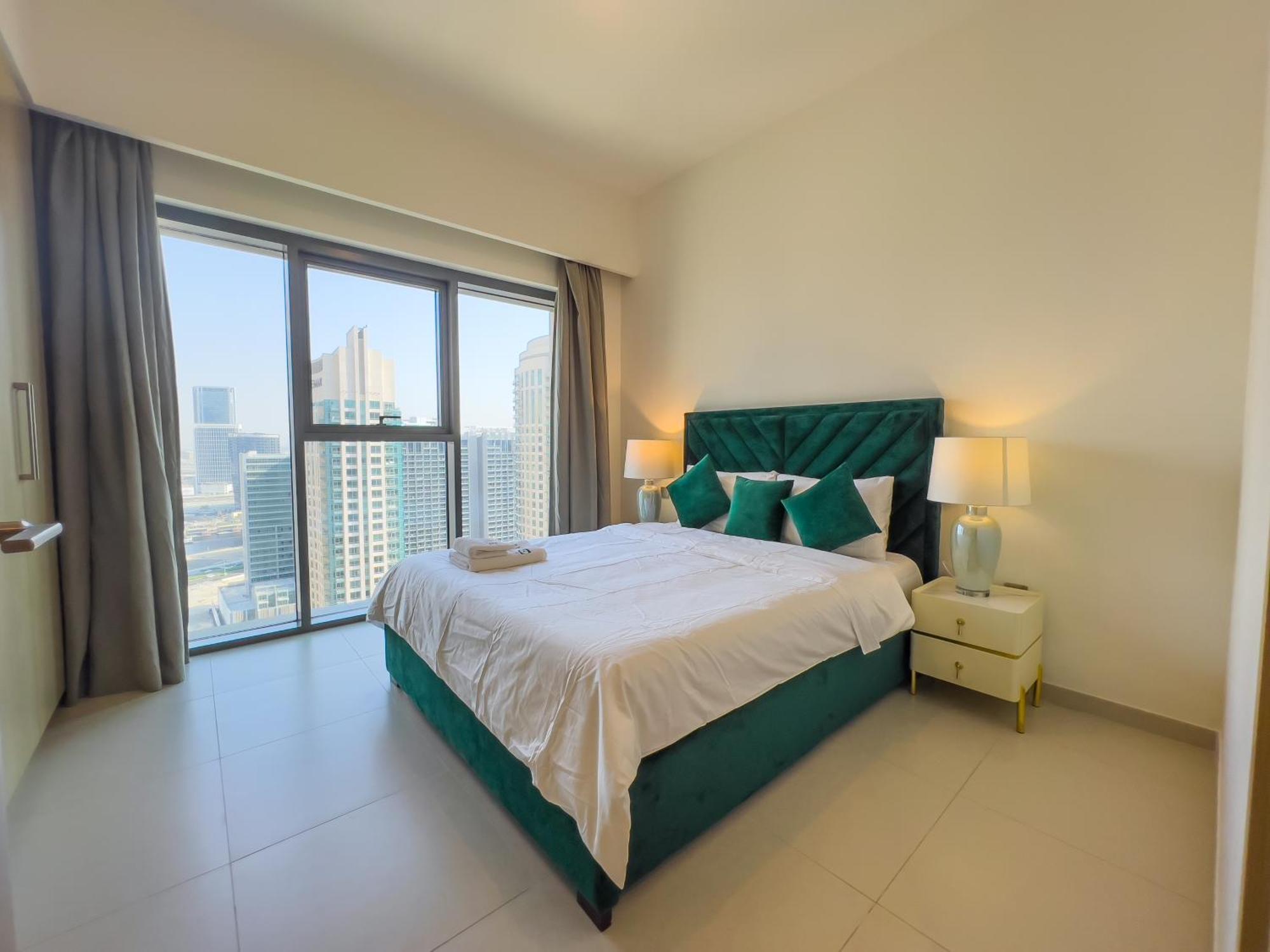 Burj Royale, Downtown Apartment