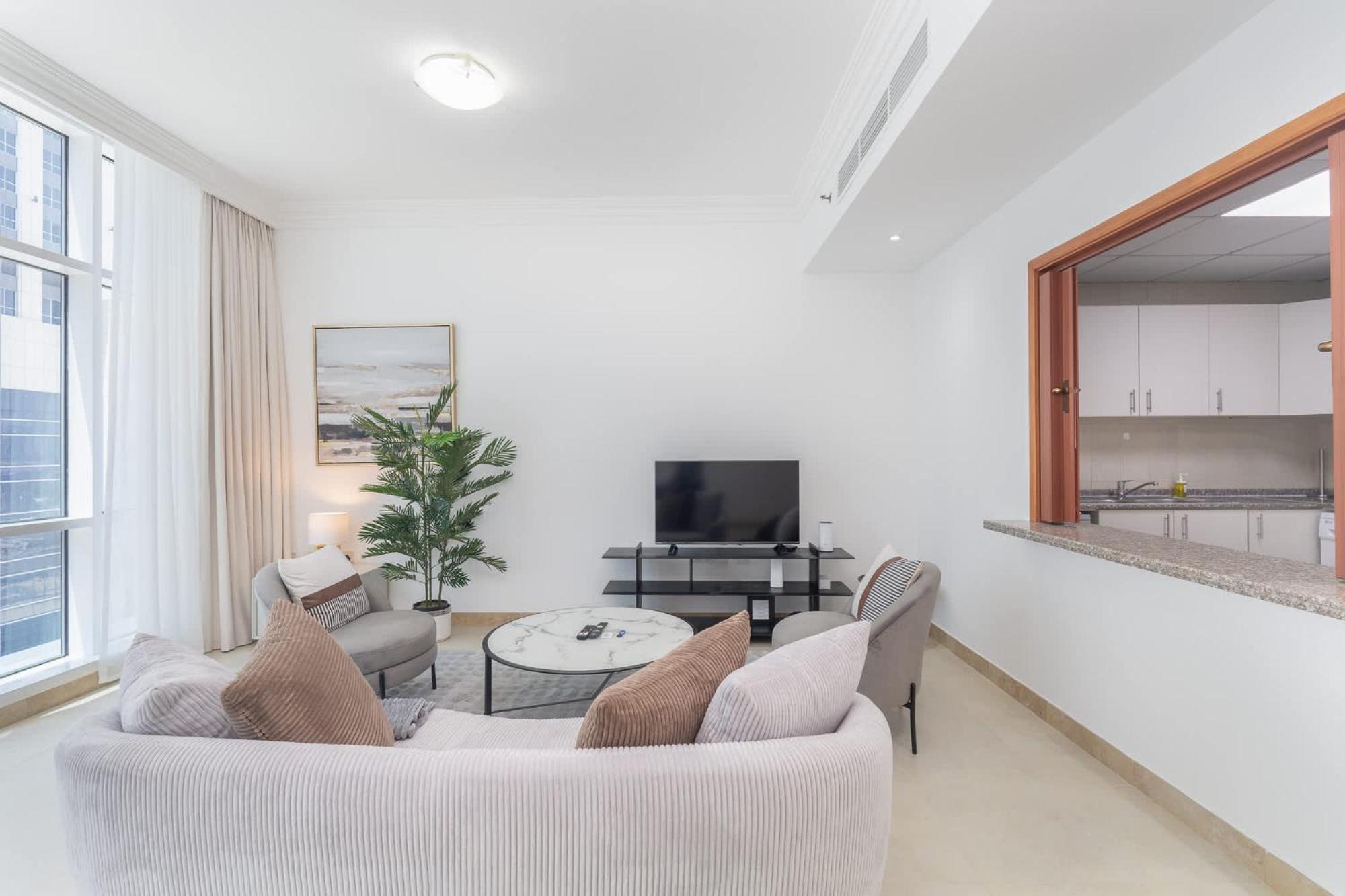 Elegant 2-bedroom Flat With Pool View In Marina Appartement