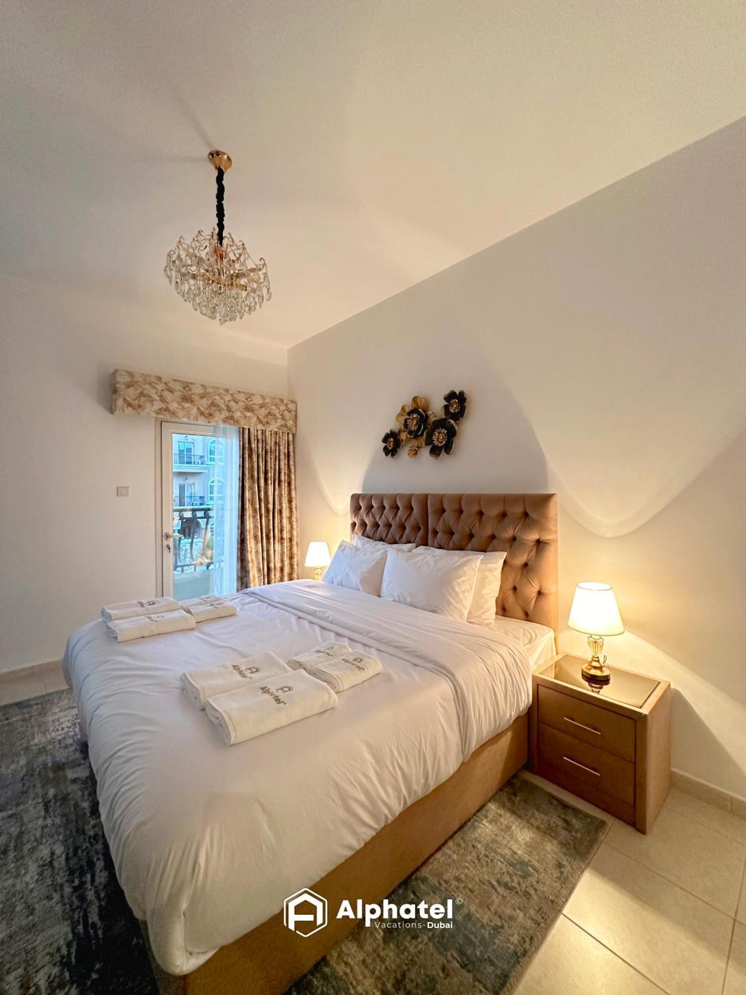 Affittacamere Stylish 3-bedroom Maid - In Jvc - Dubai