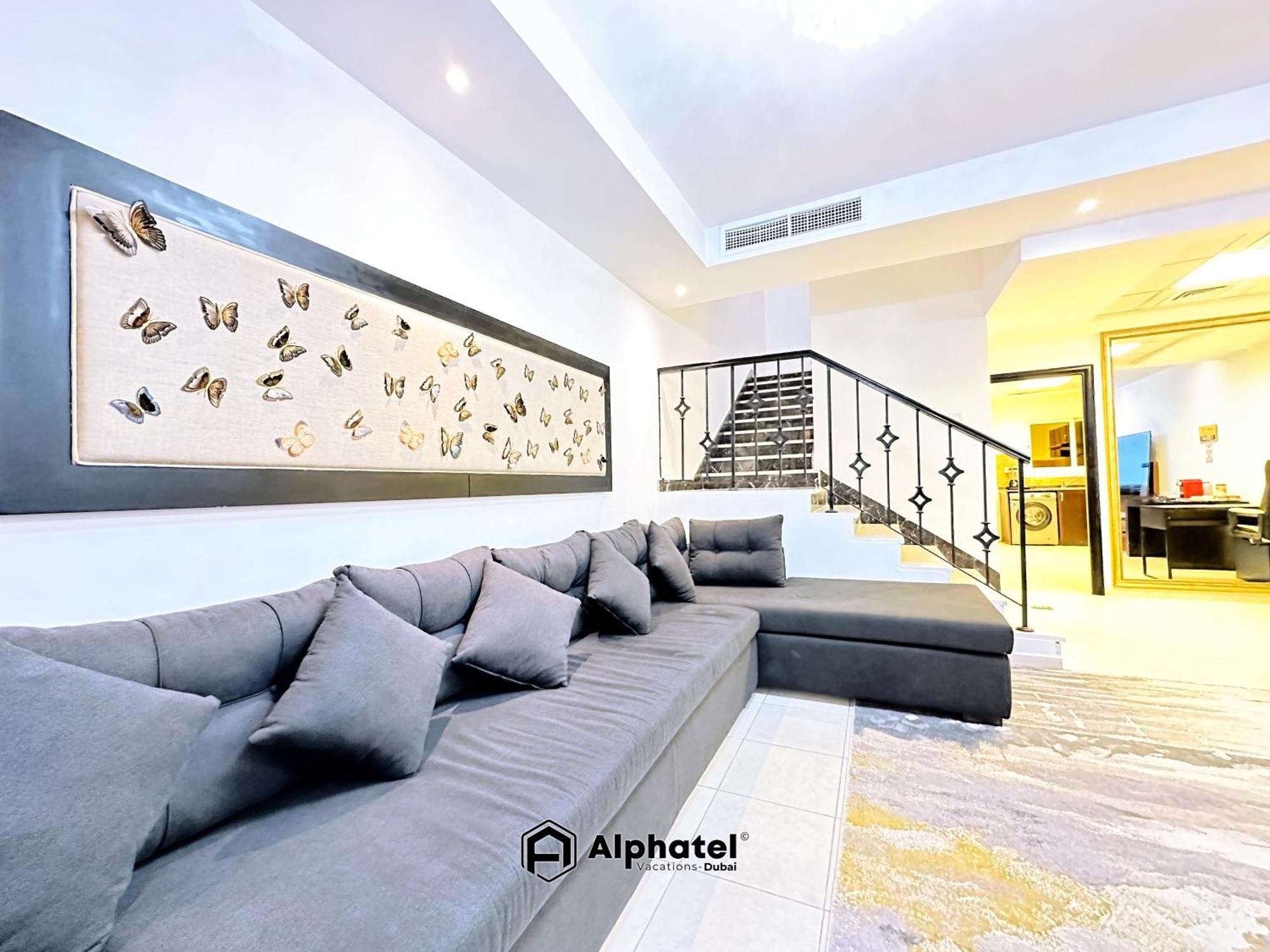 Affittacamere Stylish 3-bedroom Maid - In Jvc -