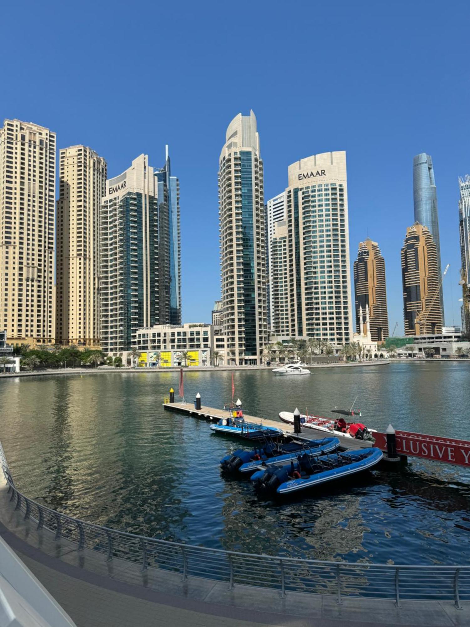 Golden Hour Marina View * Dubai