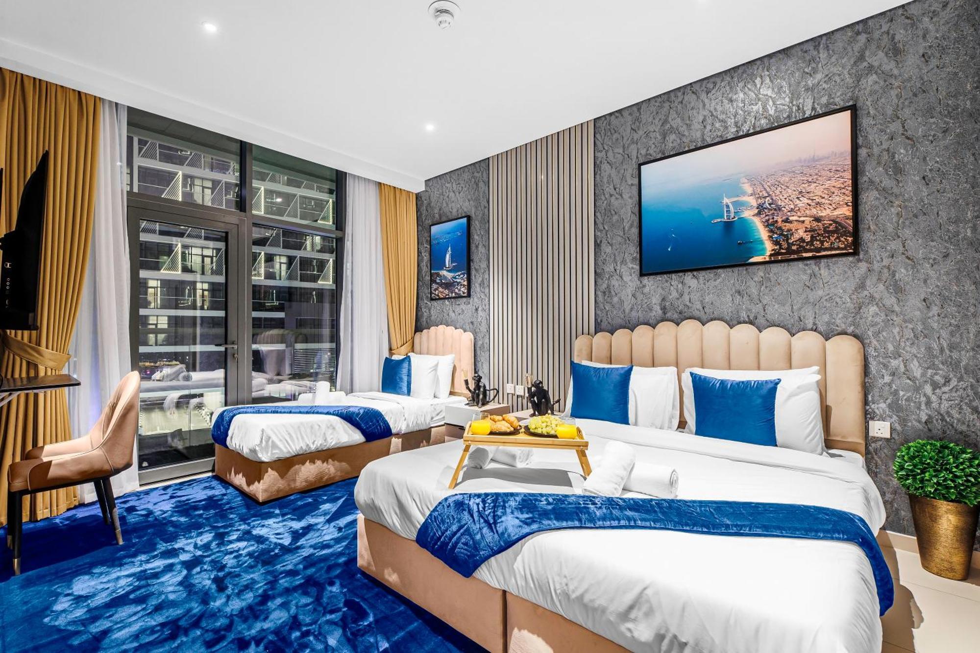 Beachfront On The Palm Jumeirah With Amazing View Rooftop Infinity Pool Dubaï