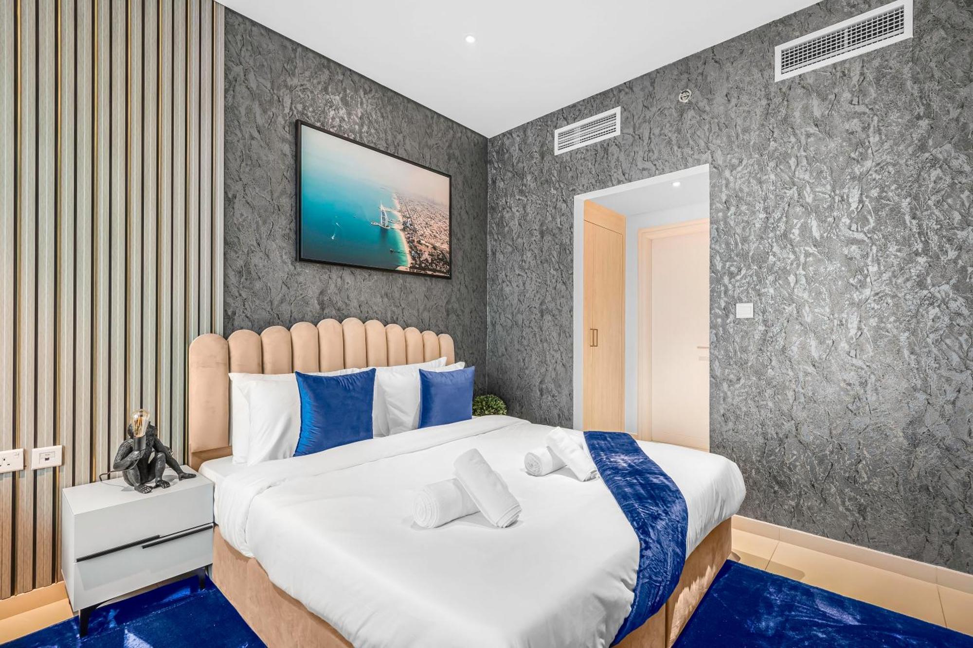 Beachfront On The Palm Jumeirah With Amazing View Rooftop Infinity Pool Appartement Dubaï