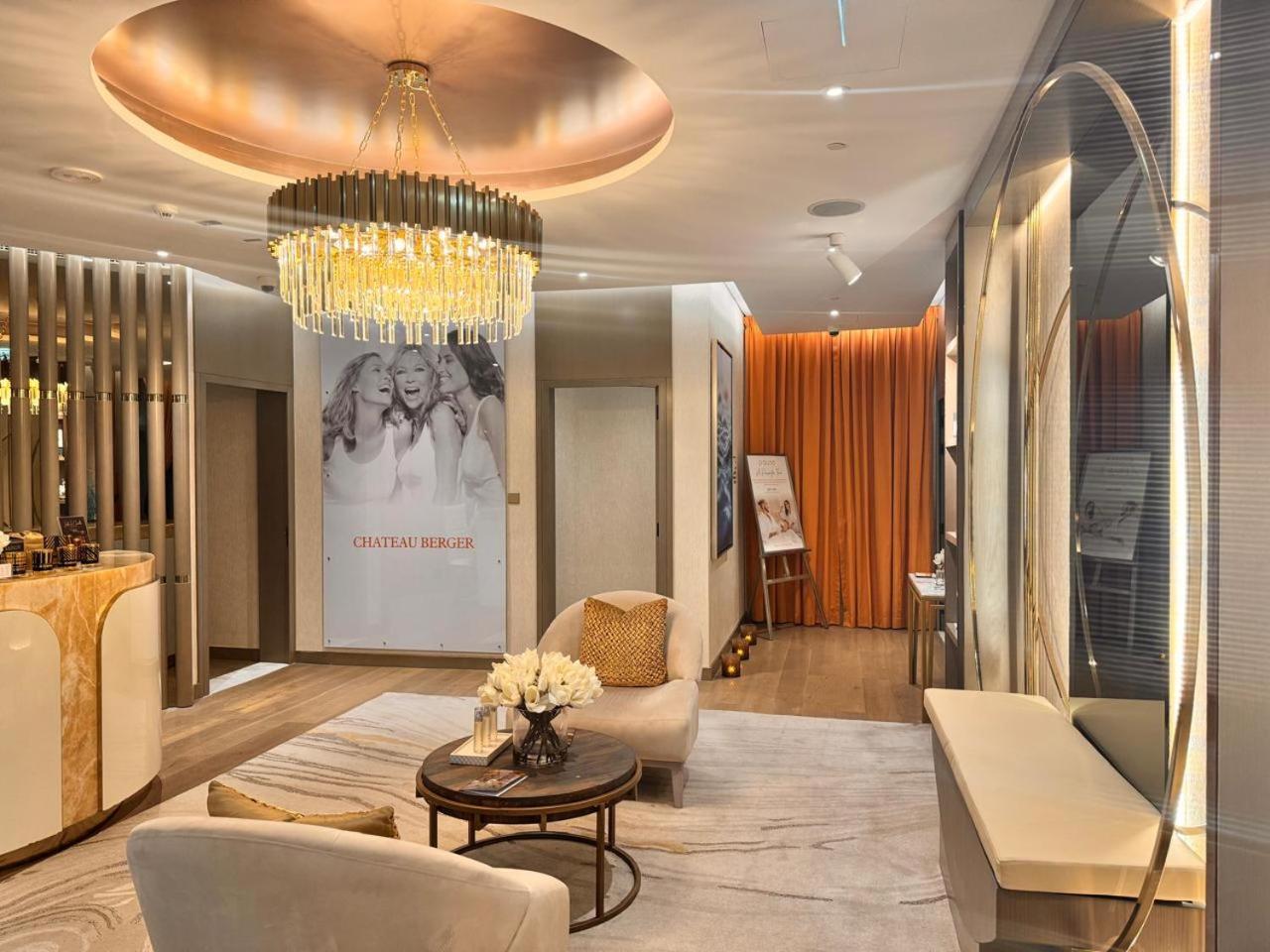 Apartamento Avalonstay - Paramount Midtown High Floor With Burj Khalifa View & Infinity Pool Dubái