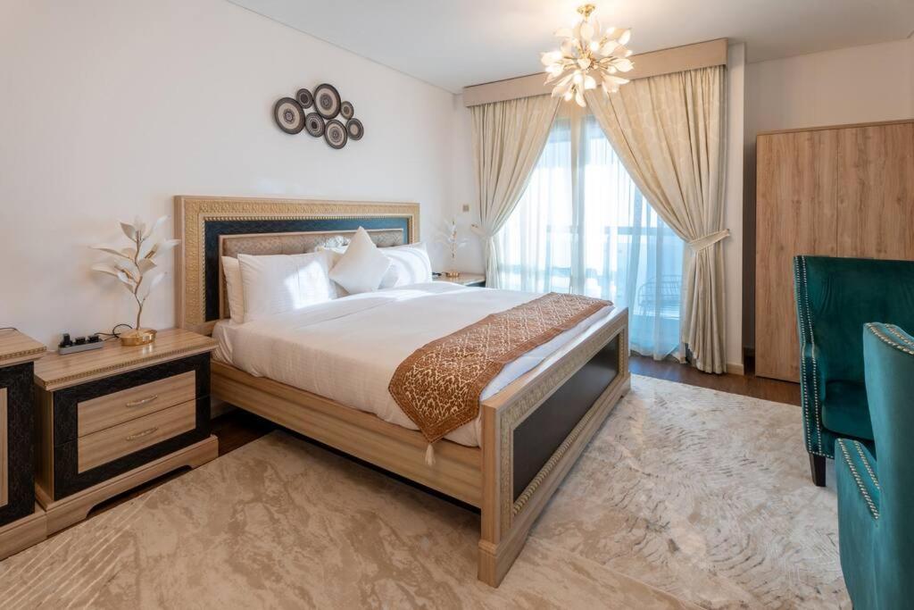 Apartment 87 Floor Penthouse Full Sea View 5 Bhk