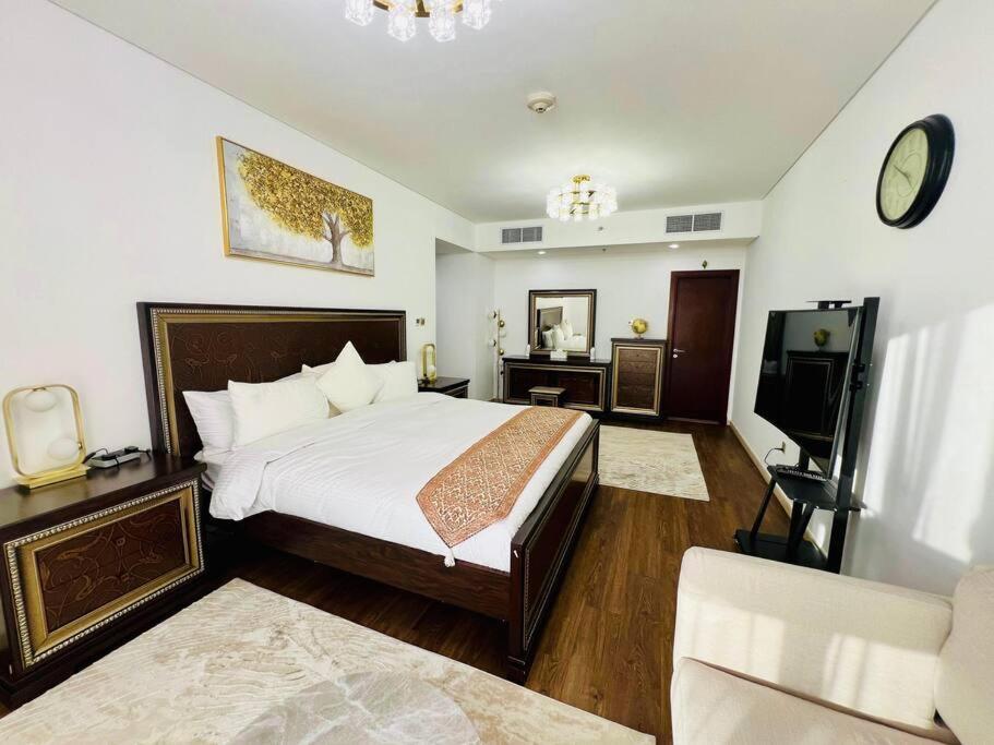 87 Floor Penthouse Full Sea View 5 Bhk Apartment Dubai