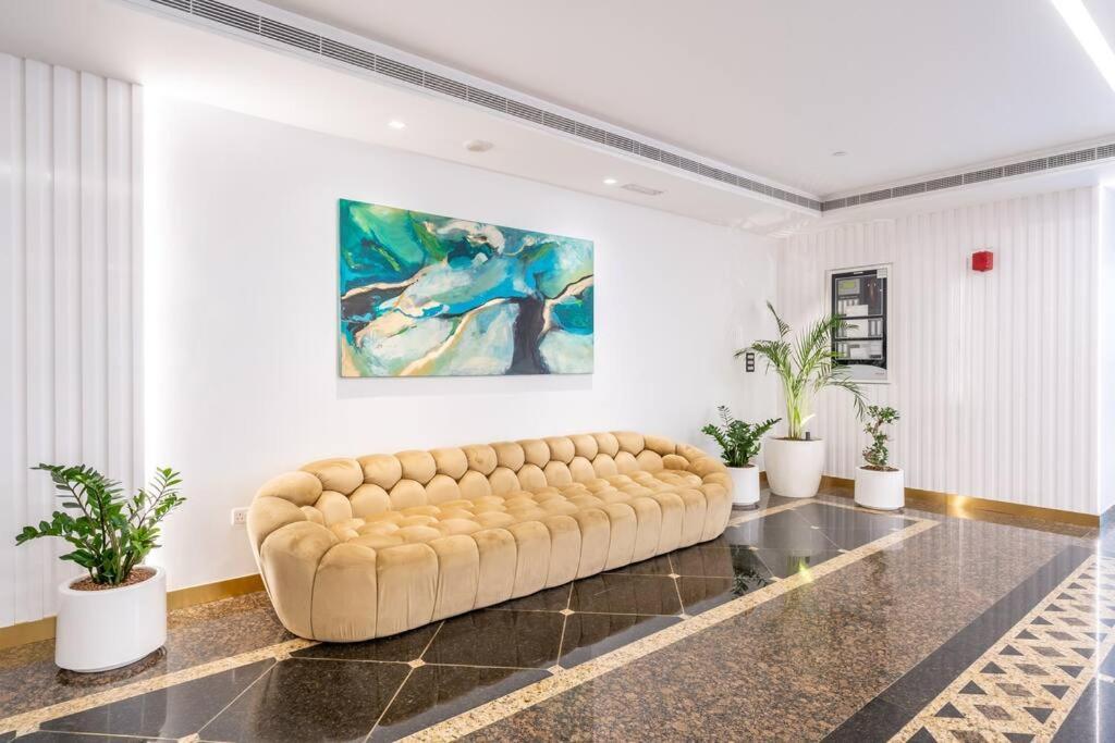 Apartment 87 Floor Penthouse Full Sea View 5 Bhk Dubai